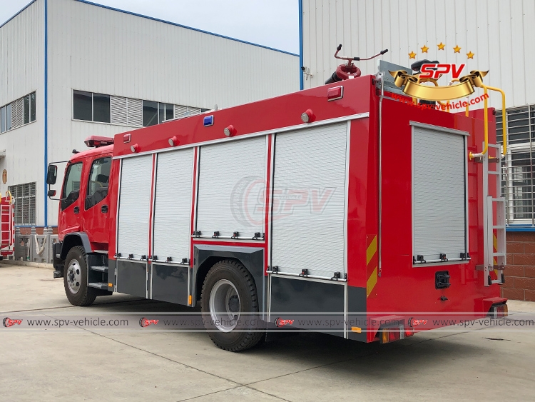 6,000 Fire Fighting Truck ISUZU FTR - LB 6,000 Fire Fighting Truck ISUZU FTR - LB